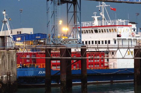 ValCameron180714_0109300z